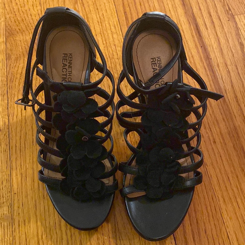 Kenneth Cole Reaction High Heels